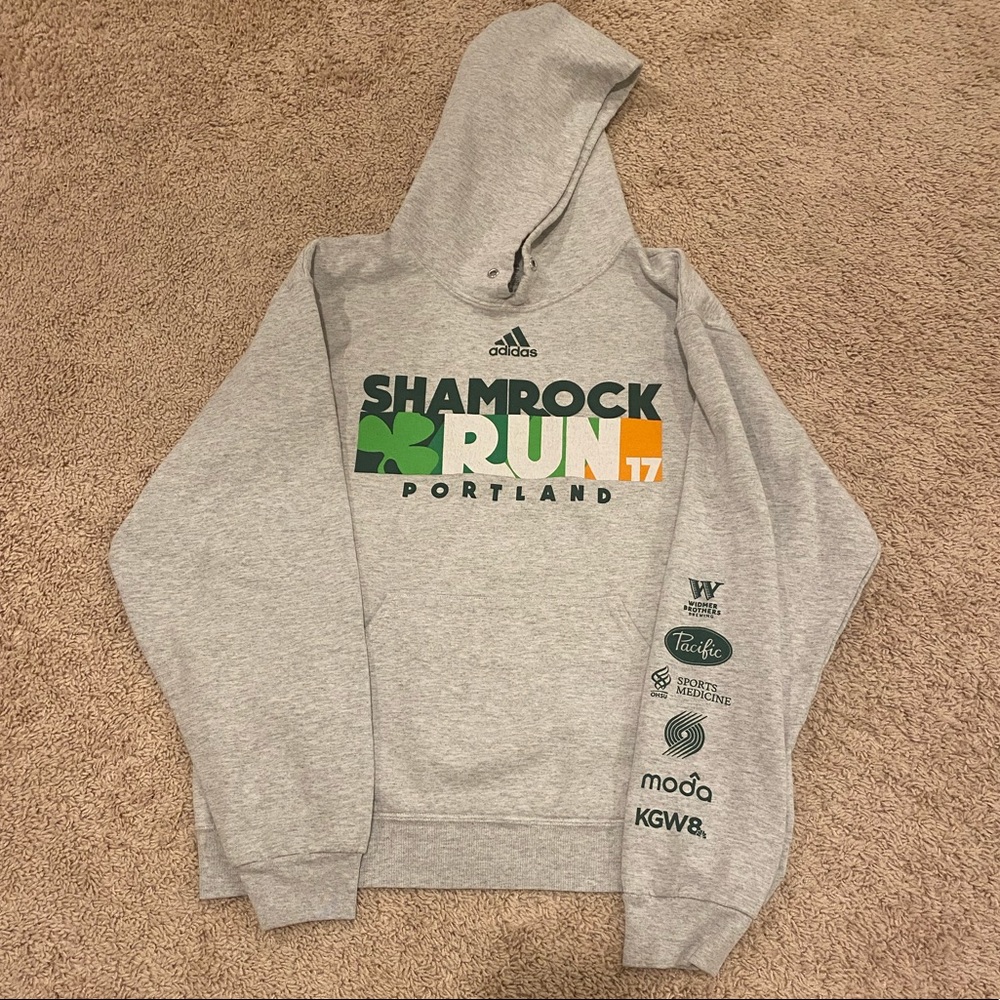 Adidas limited edition shamrock run sweatshirt 💚🧡